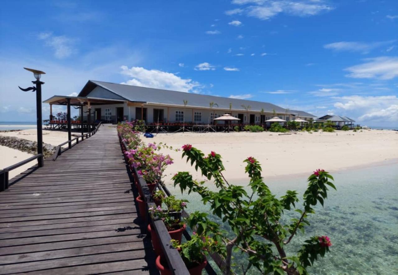 סמפורנה Santiri Island Resort מראה חיצוני תמונה