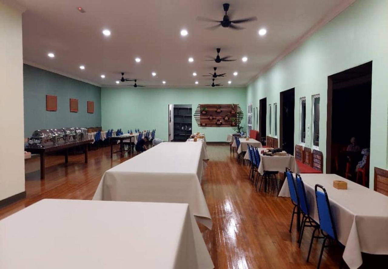 סמפורנה Santiri Island Resort מראה חיצוני תמונה